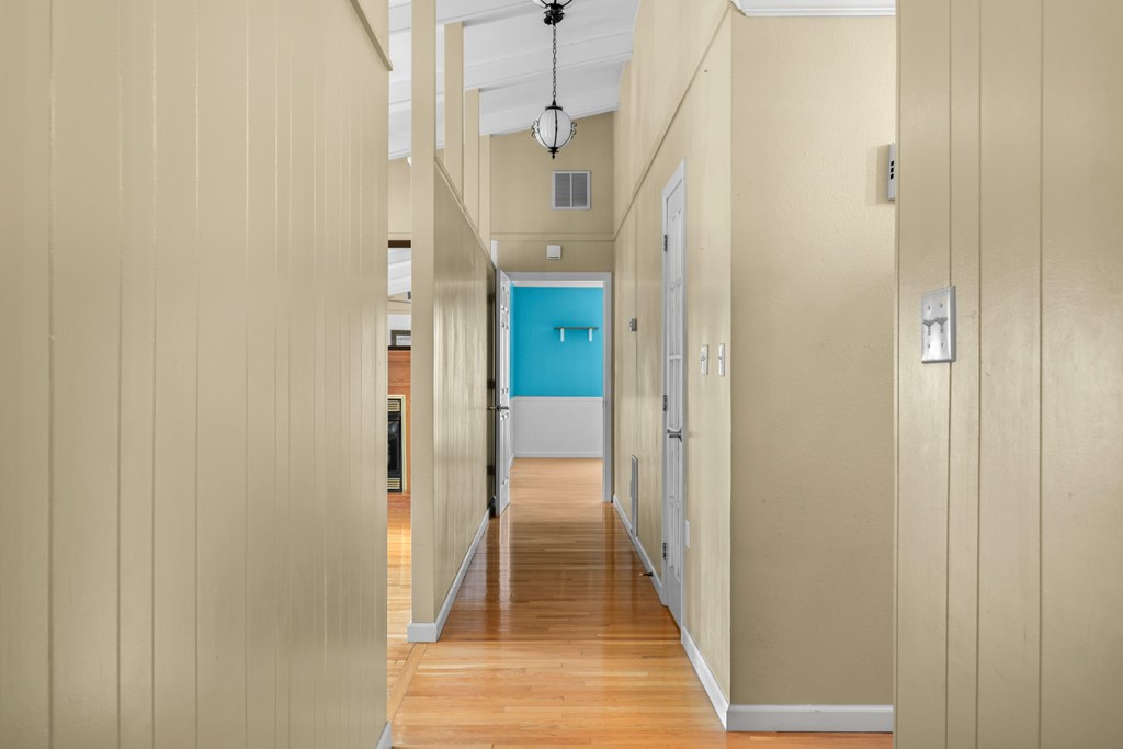 24 Jean Holt Road