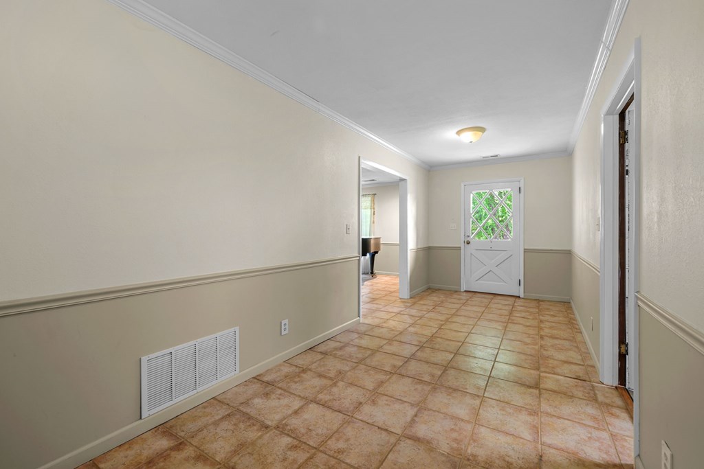 24 Jean Holt Road
