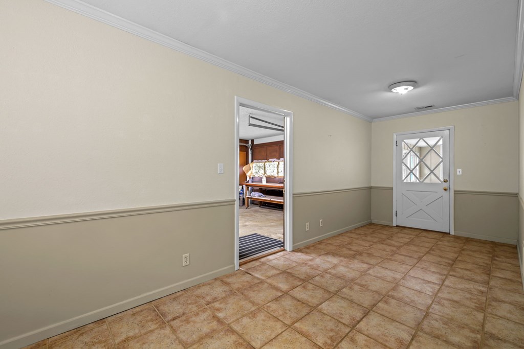 24 Jean Holt Road