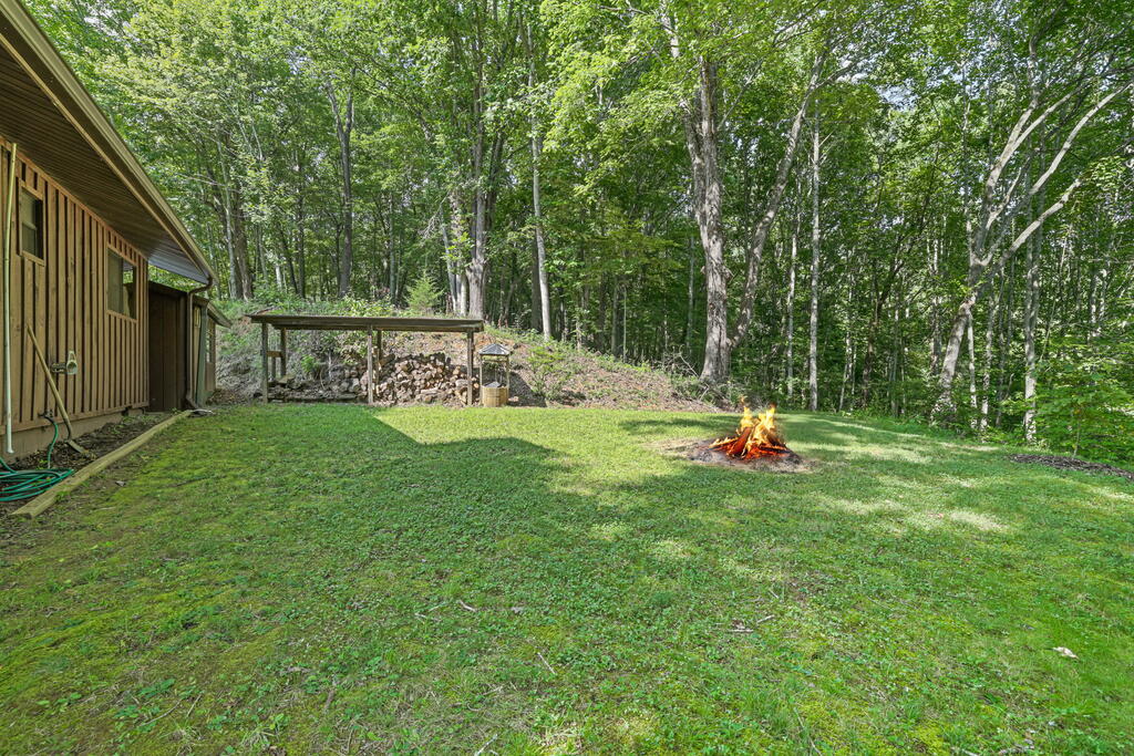 153 Boot Hill