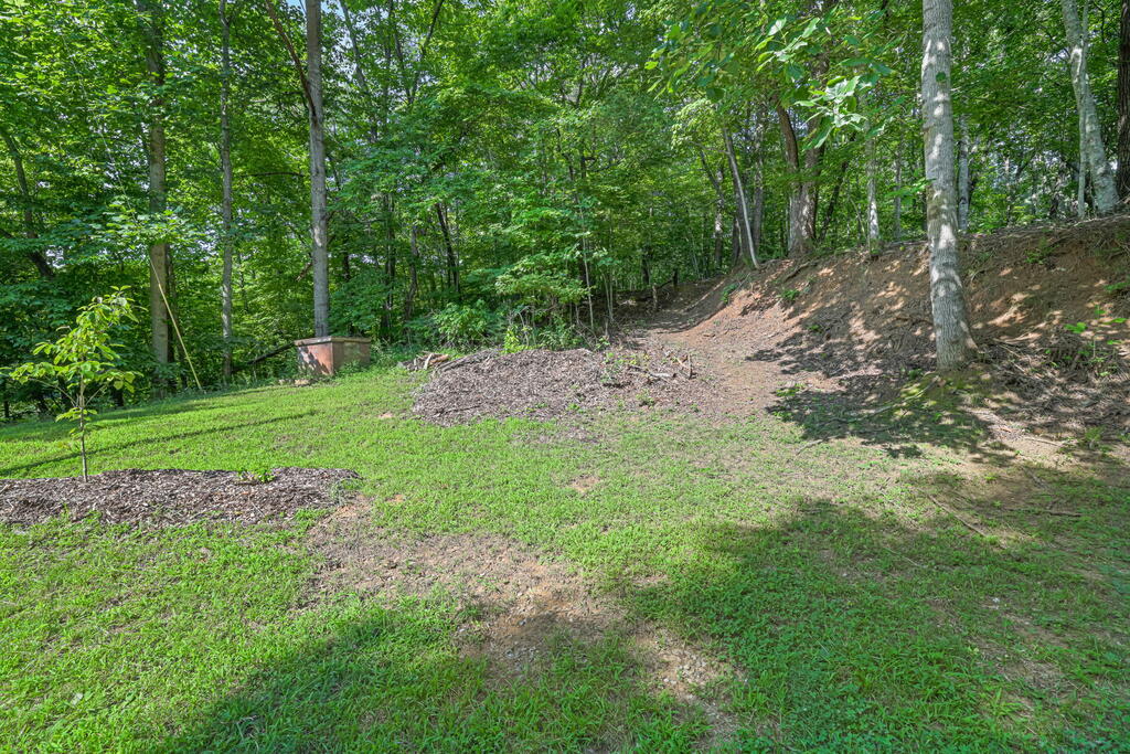 153 Boot Hill