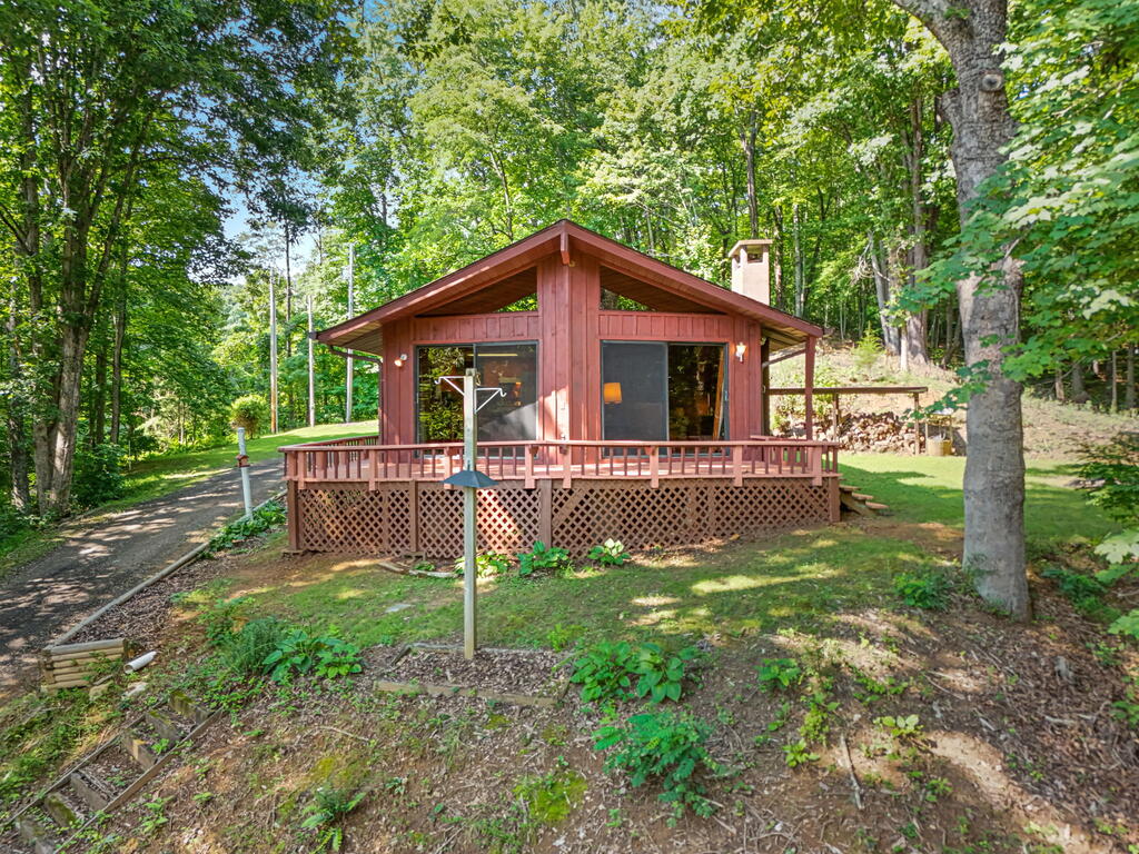 153 Boot Hill
