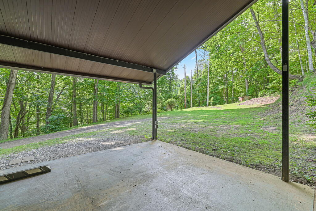 153 Boot Hill