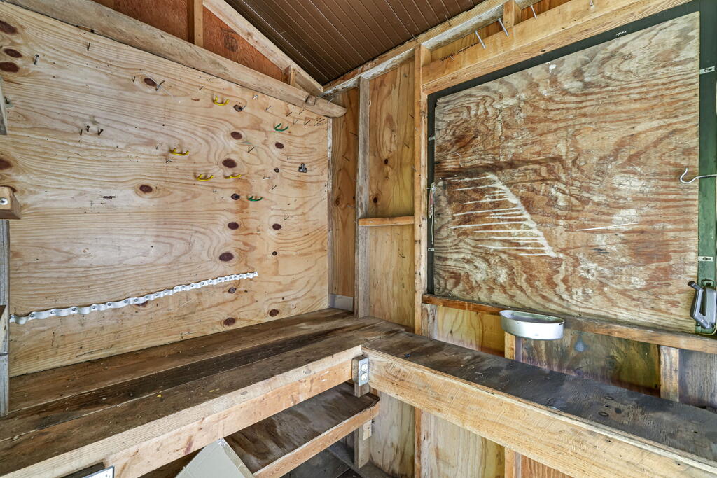 153 Boot Hill