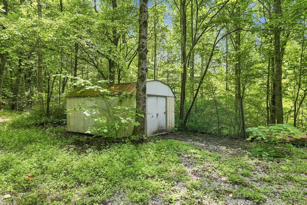 5140 Tessentee Road