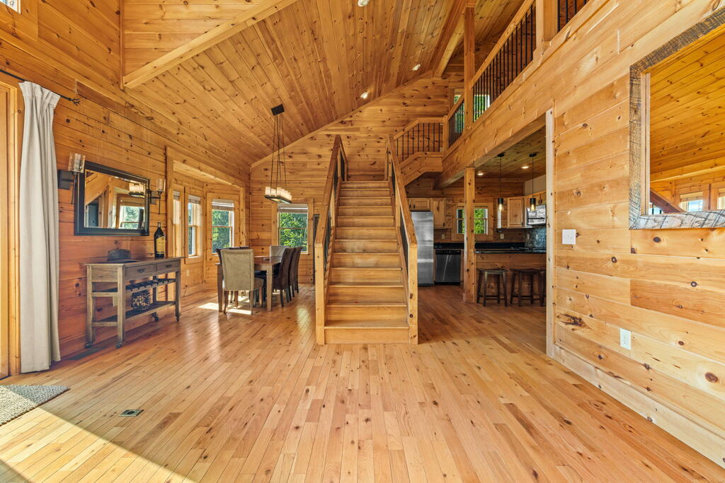 1120 Grizzly Ridge