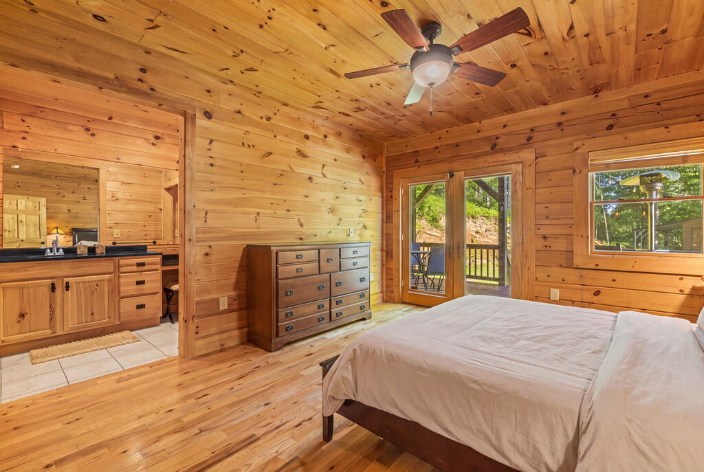1120 Grizzly Ridge