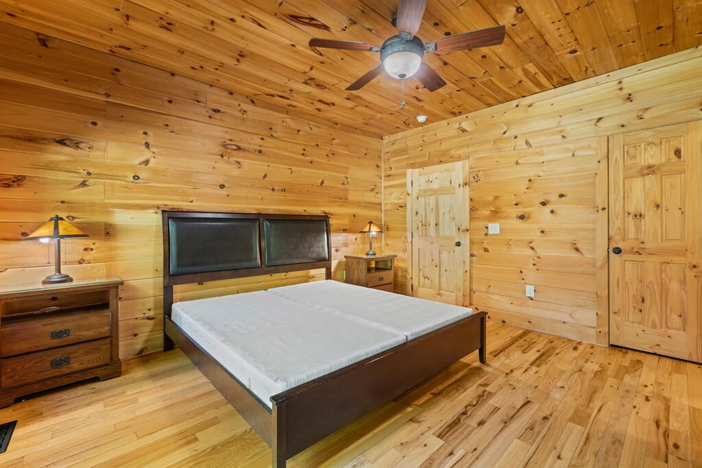 1120 Grizzly Ridge