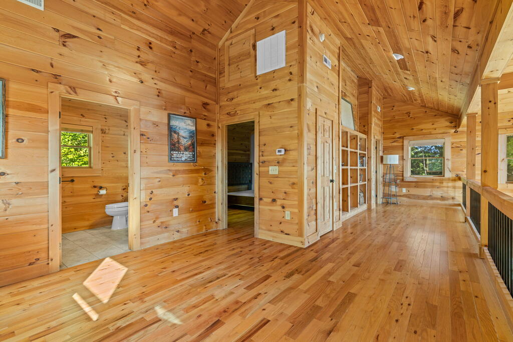 1120 Grizzly Ridge