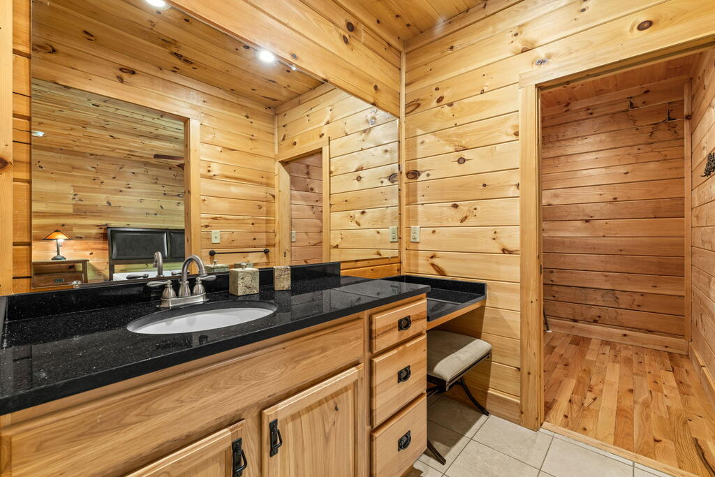 1120 Grizzly Ridge