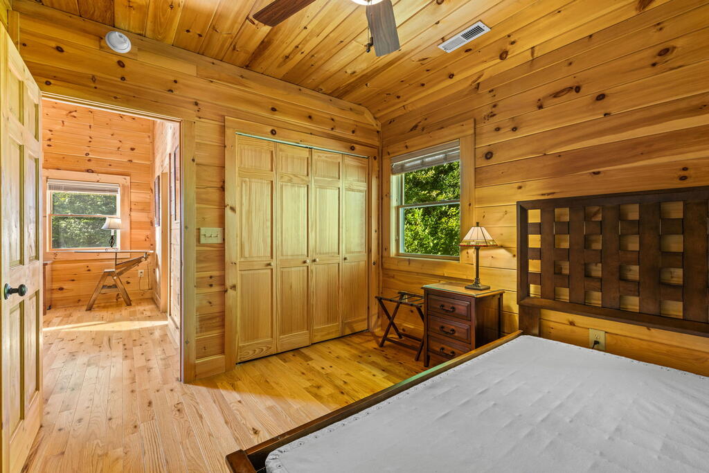 1120 Grizzly Ridge