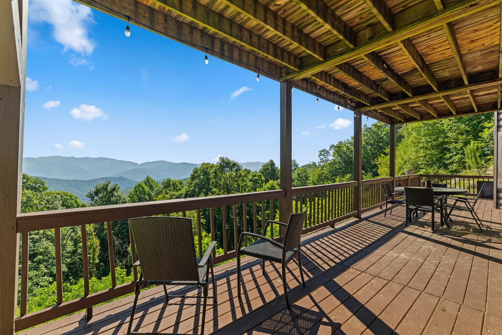 1120 Grizzly Ridge