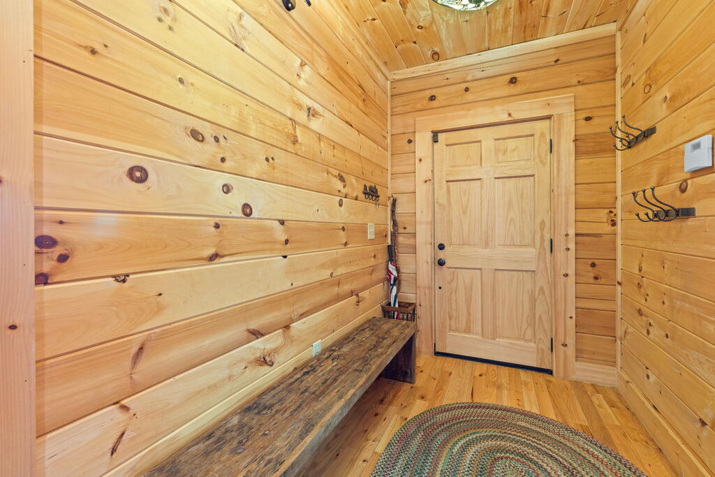 1120 Grizzly Ridge