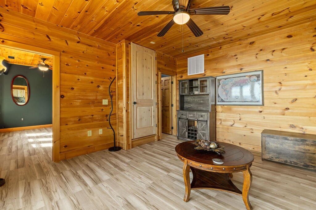 1120 Grizzly Ridge