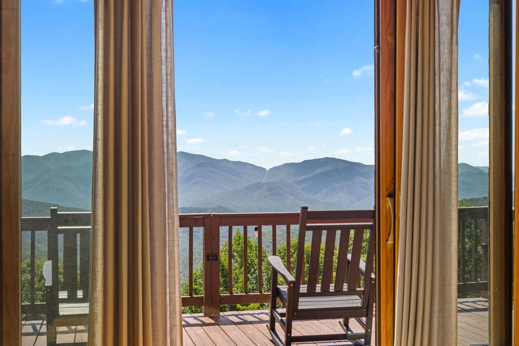 1120 Grizzly Ridge