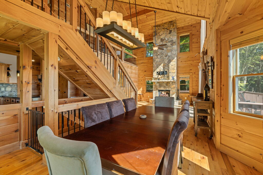 1120 Grizzly Ridge