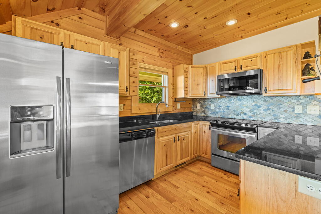 1120 Grizzly Ridge
