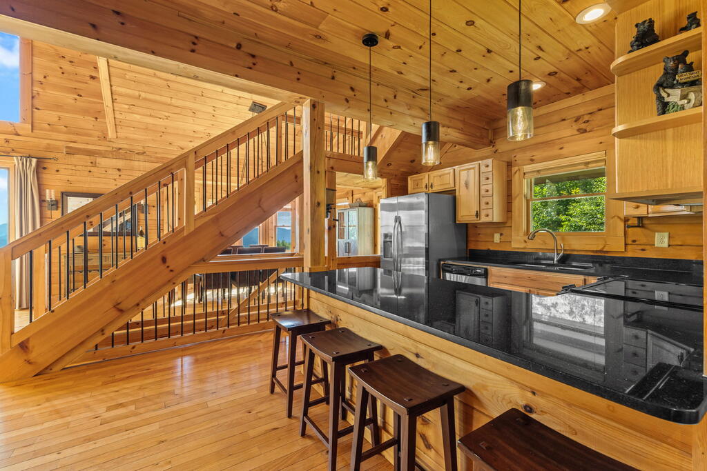 1120 Grizzly Ridge