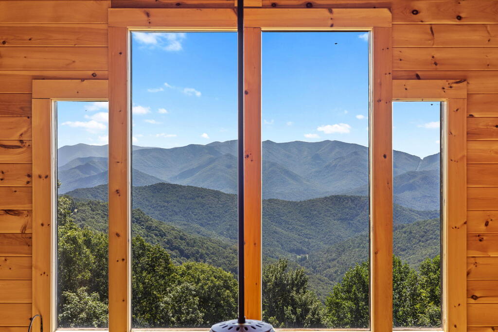 1120 Grizzly Ridge
