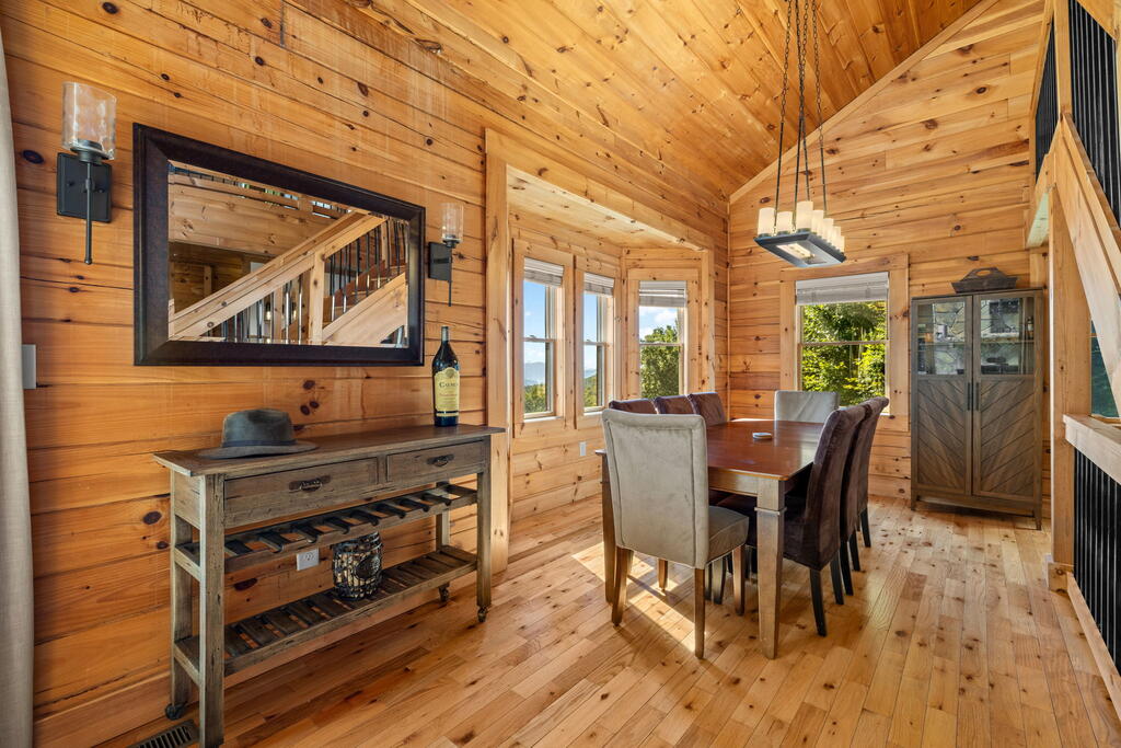 1120 Grizzly Ridge
