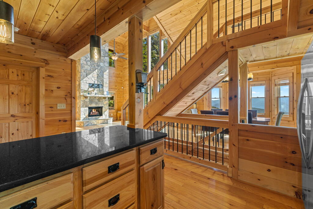 1120 Grizzly Ridge