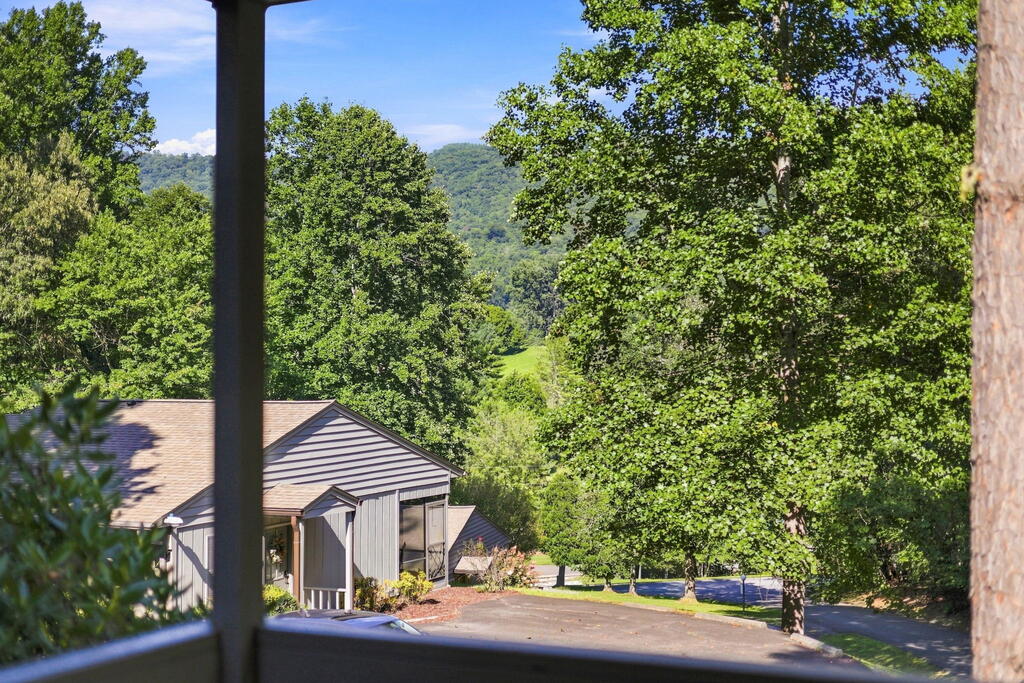 65 Mountain View Villas, Unit A