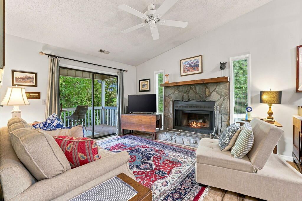 65 Mountain View Villas, Unit A