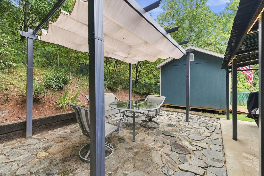 263 Holly Hills Road