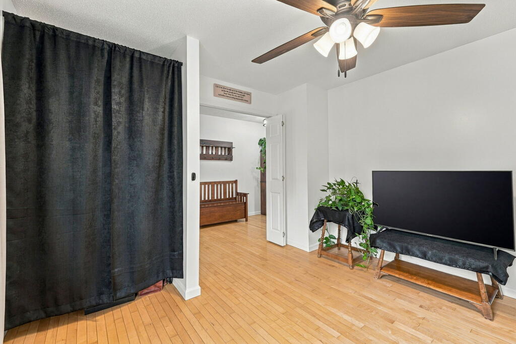 263 Holly Hills Road
