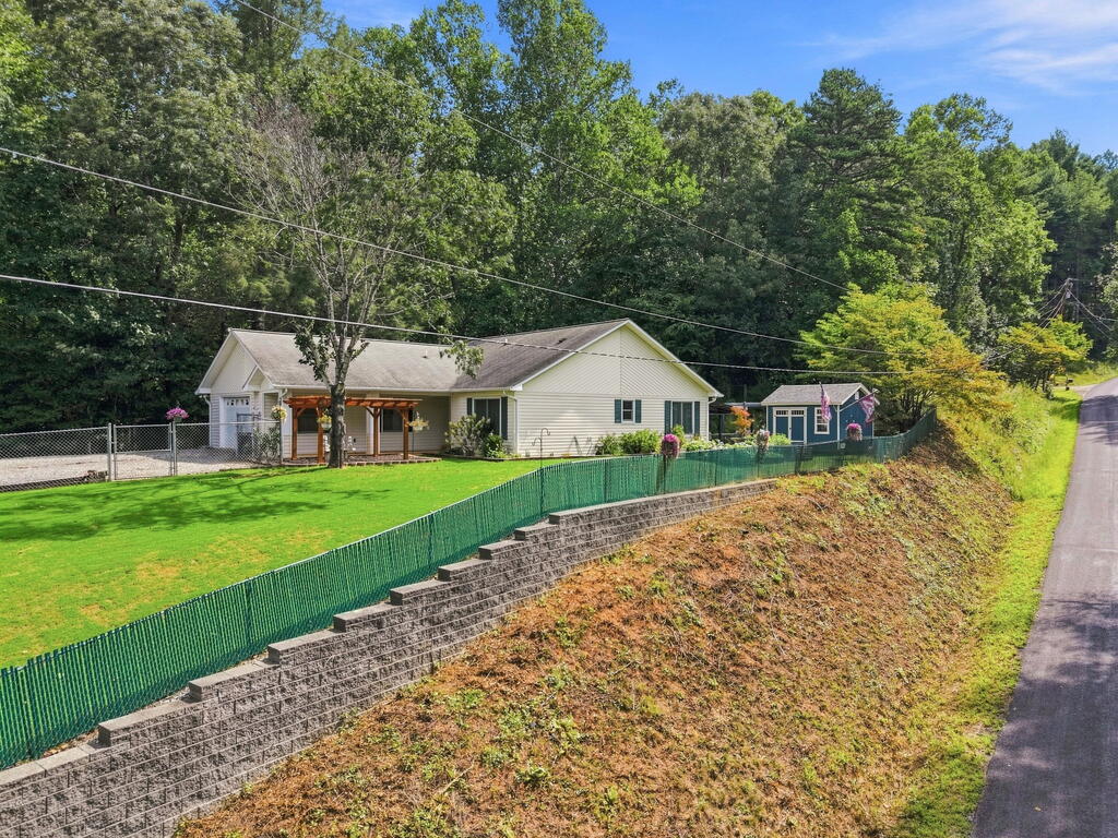 263 Holly Hills Road