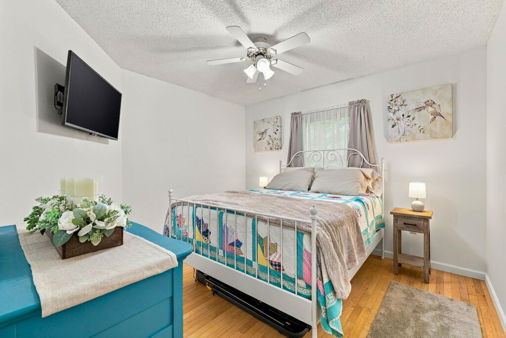 263 Holly Hills Road