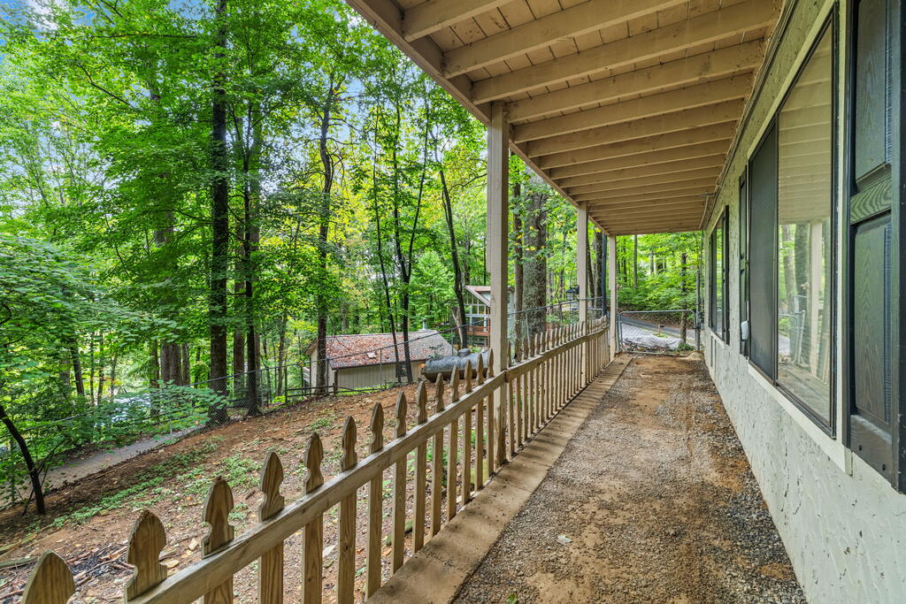105 Shirley Drive