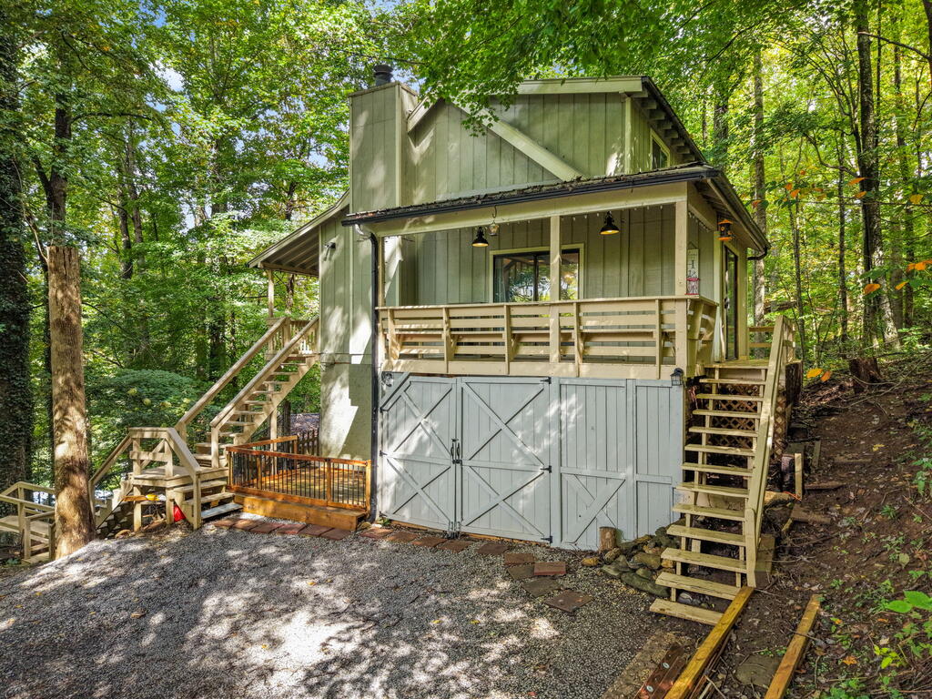 105 Shirley Drive