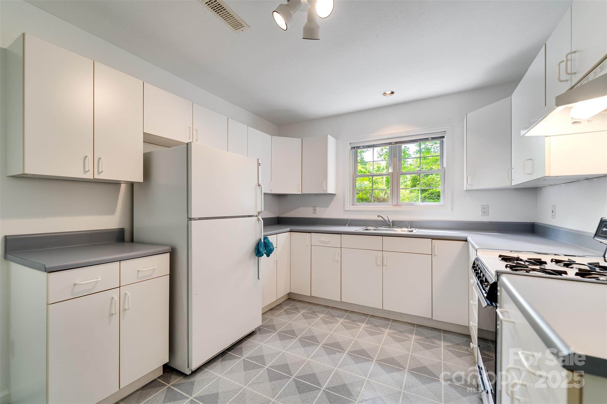 132 Mountain Circle