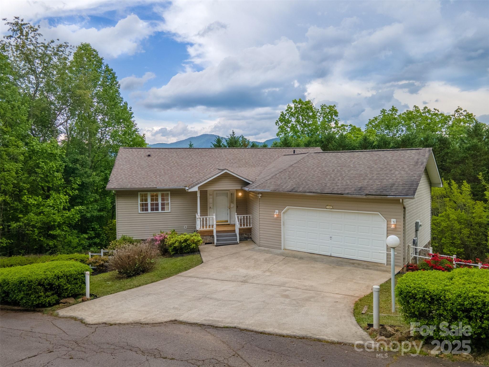 132 Mountain Circle