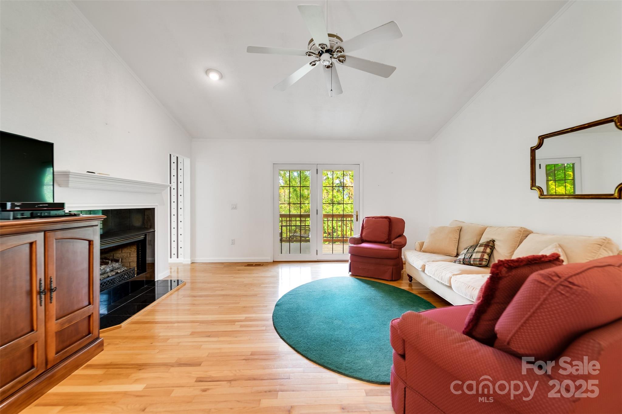 132 Mountain Circle
