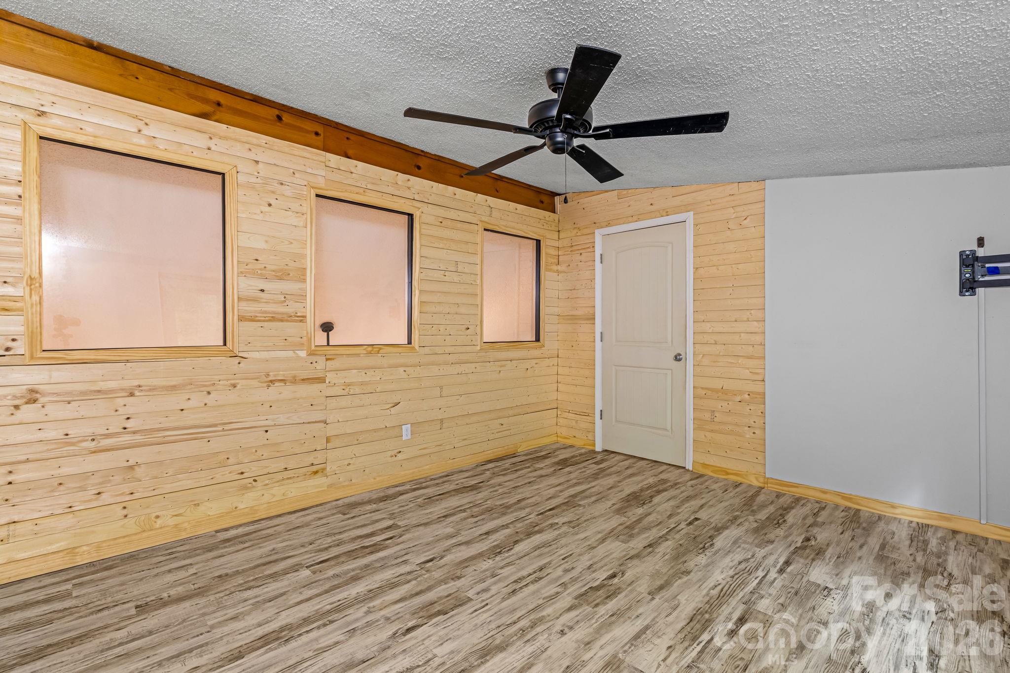 105 Shirley Drive