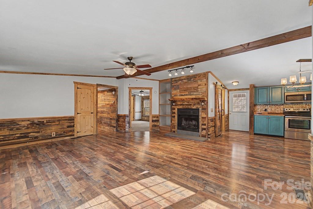 1668 Buff Creek Road