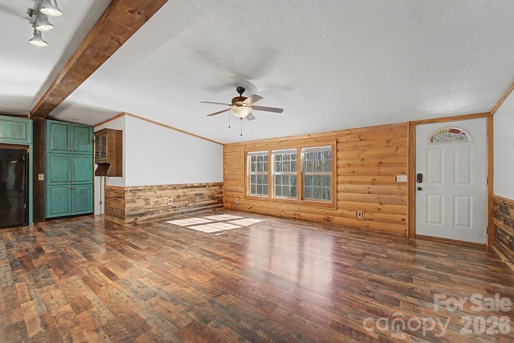 1668 Buff Creek Road
