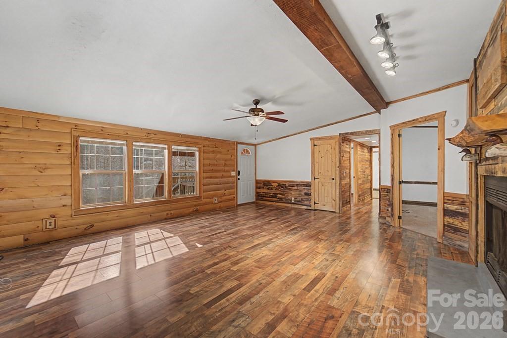 1668 Buff Creek Road