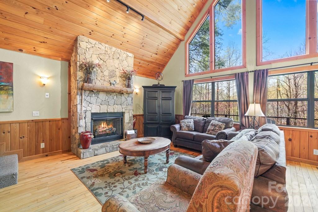 210 Chickadee Drive
