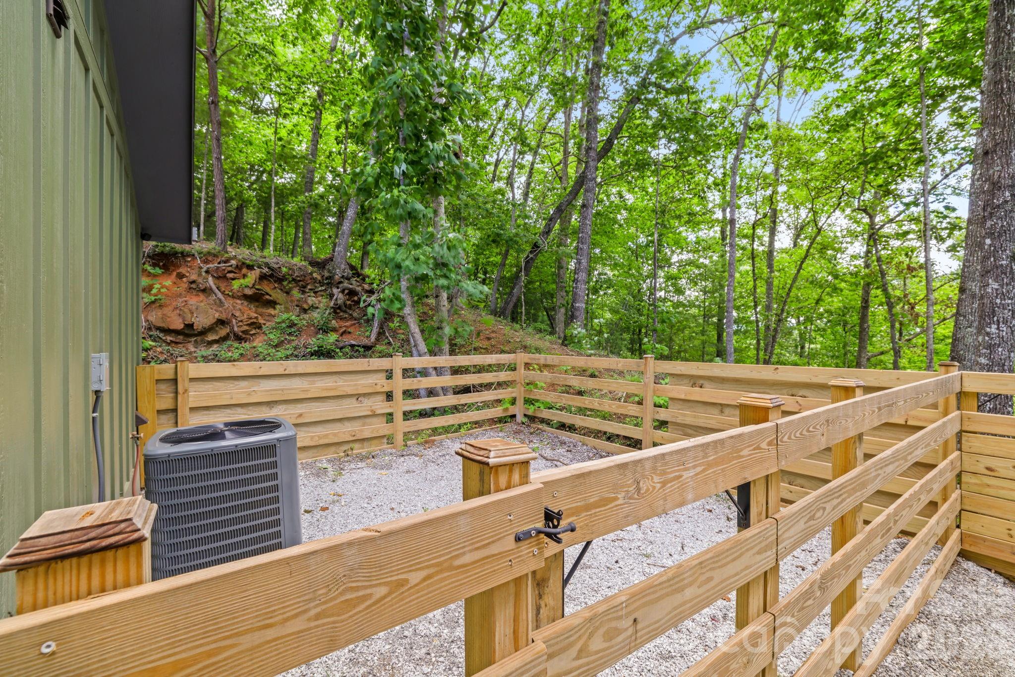 431 Judds Trail