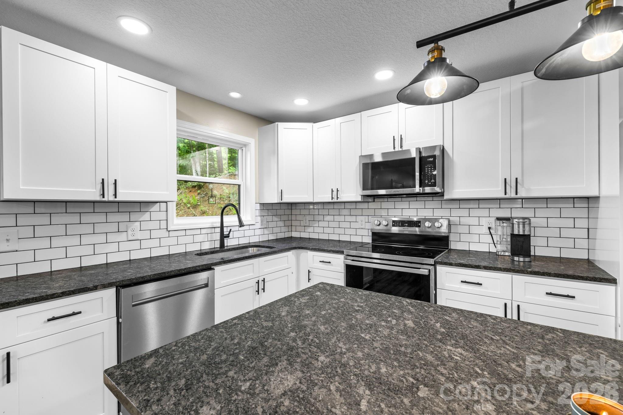 431 Judds Trail