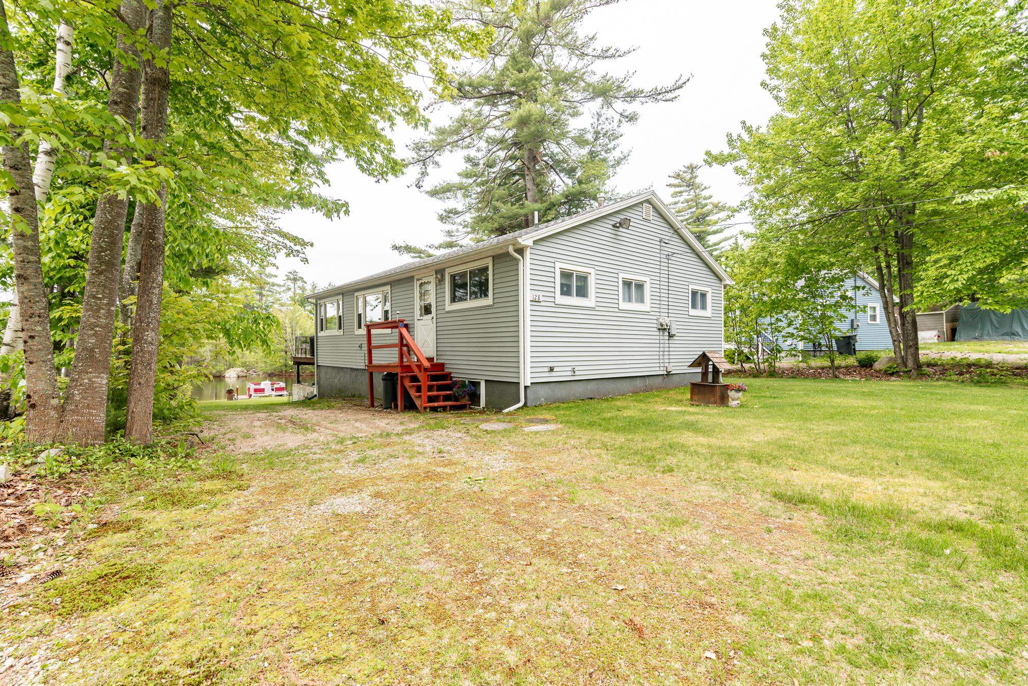 128 Lakeshore Drive