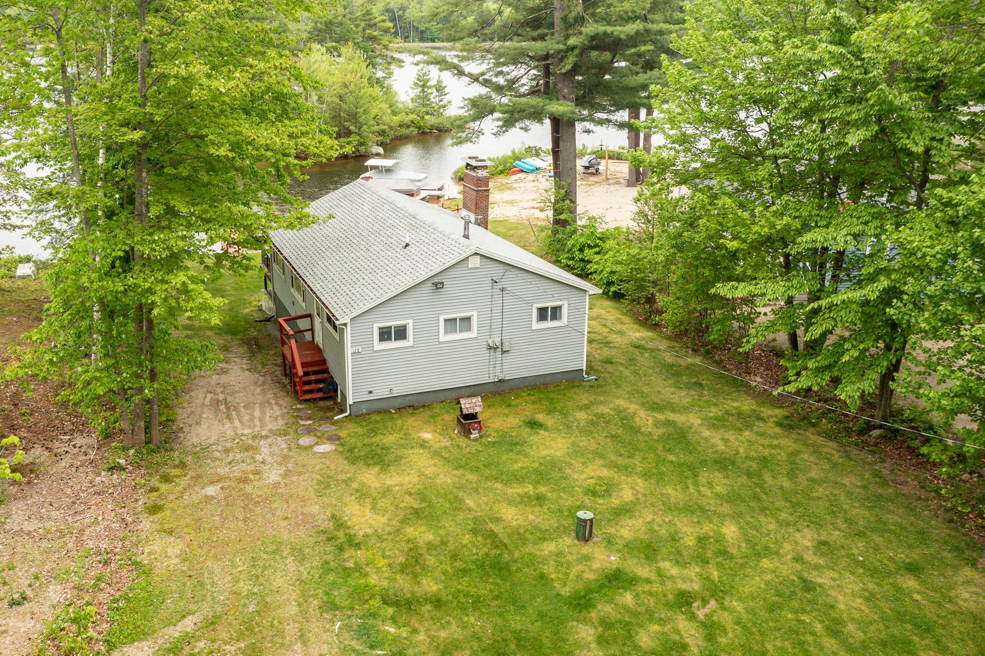 128 Lakeshore Drive
