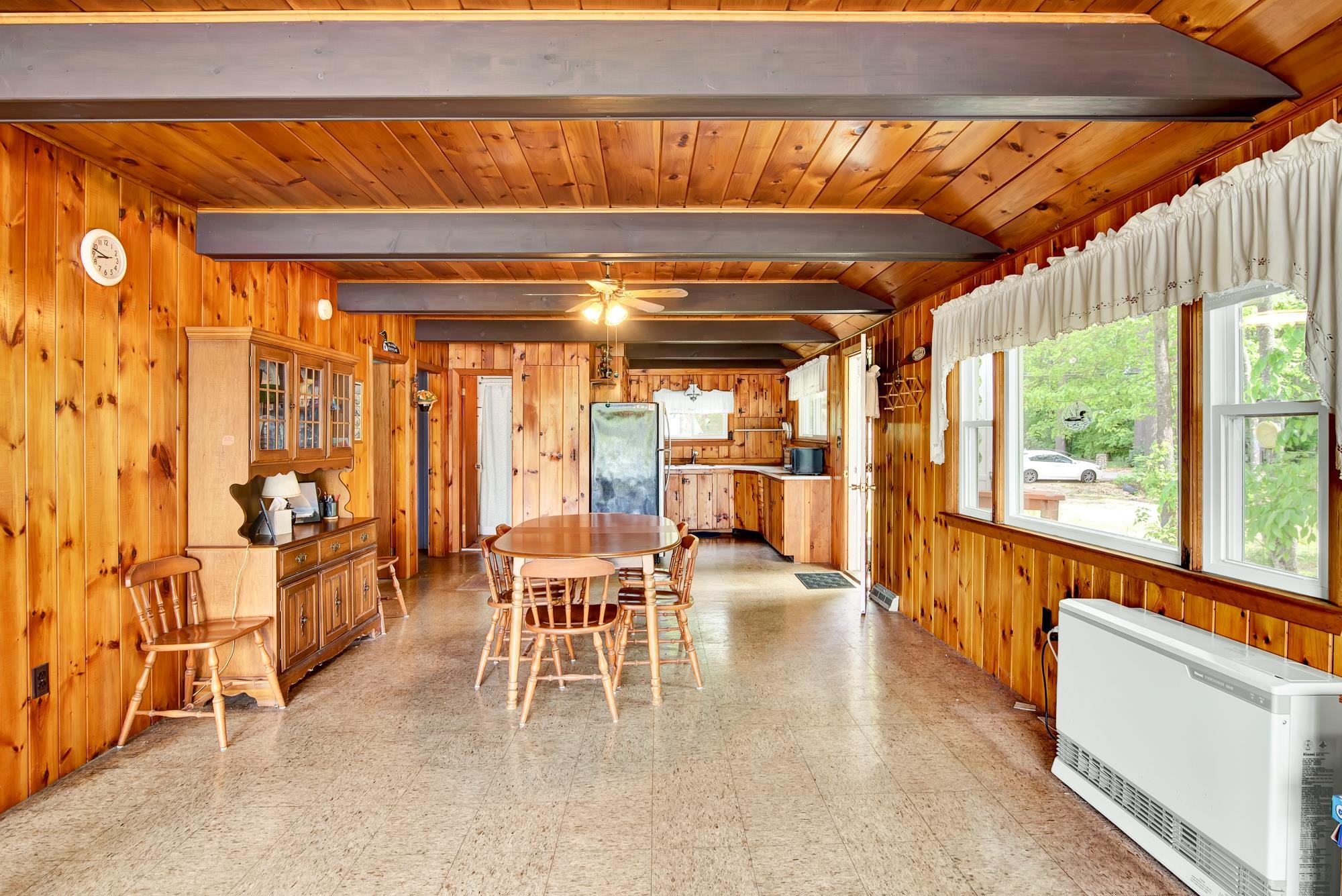 128 Lakeshore Drive