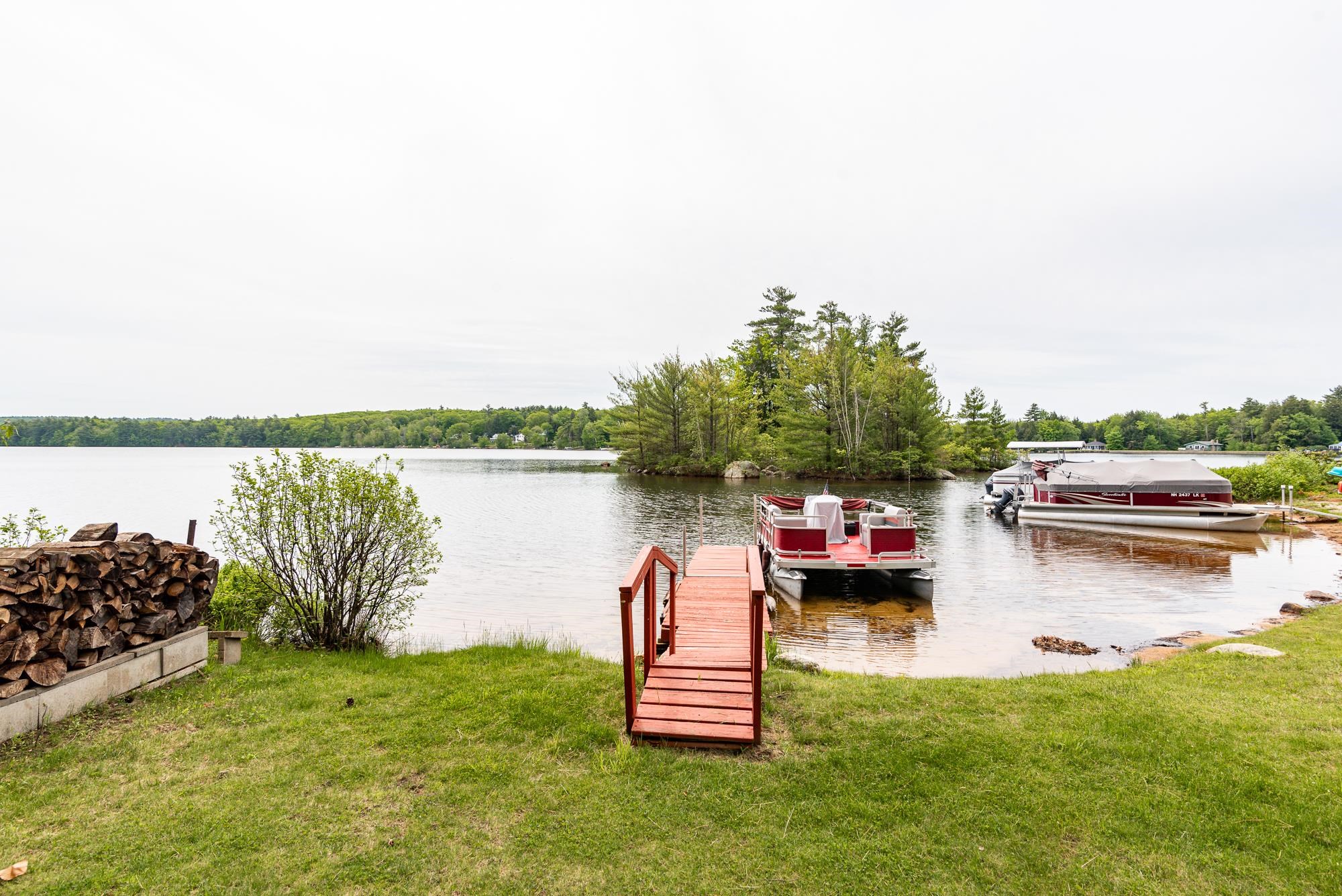 128 Lakeshore Drive