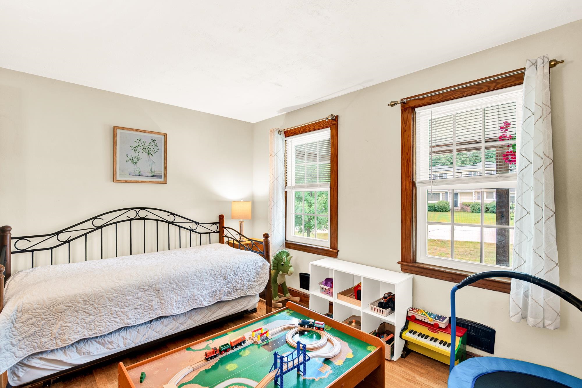 2 Riverside Drive