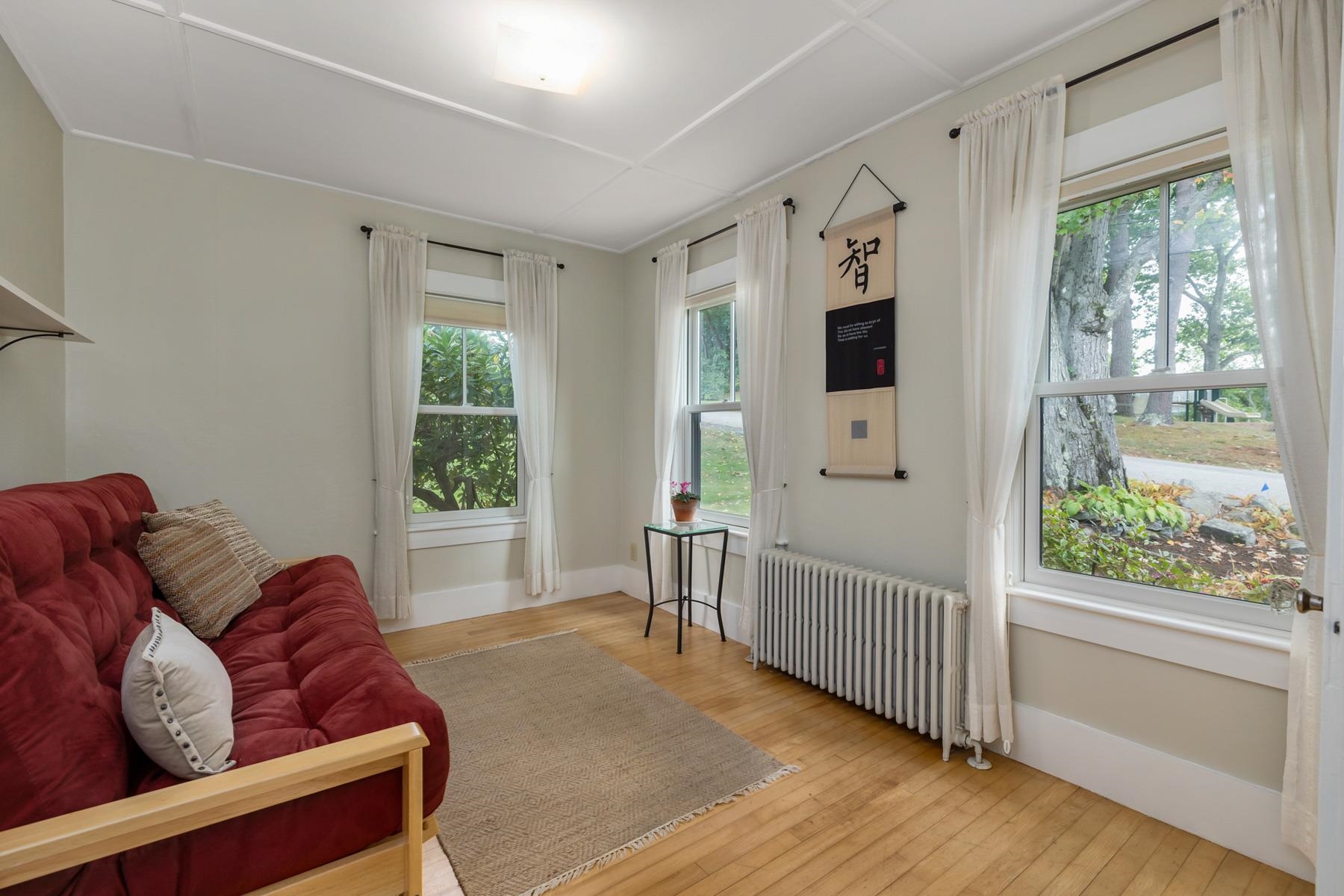 8 Elmwood Avenue