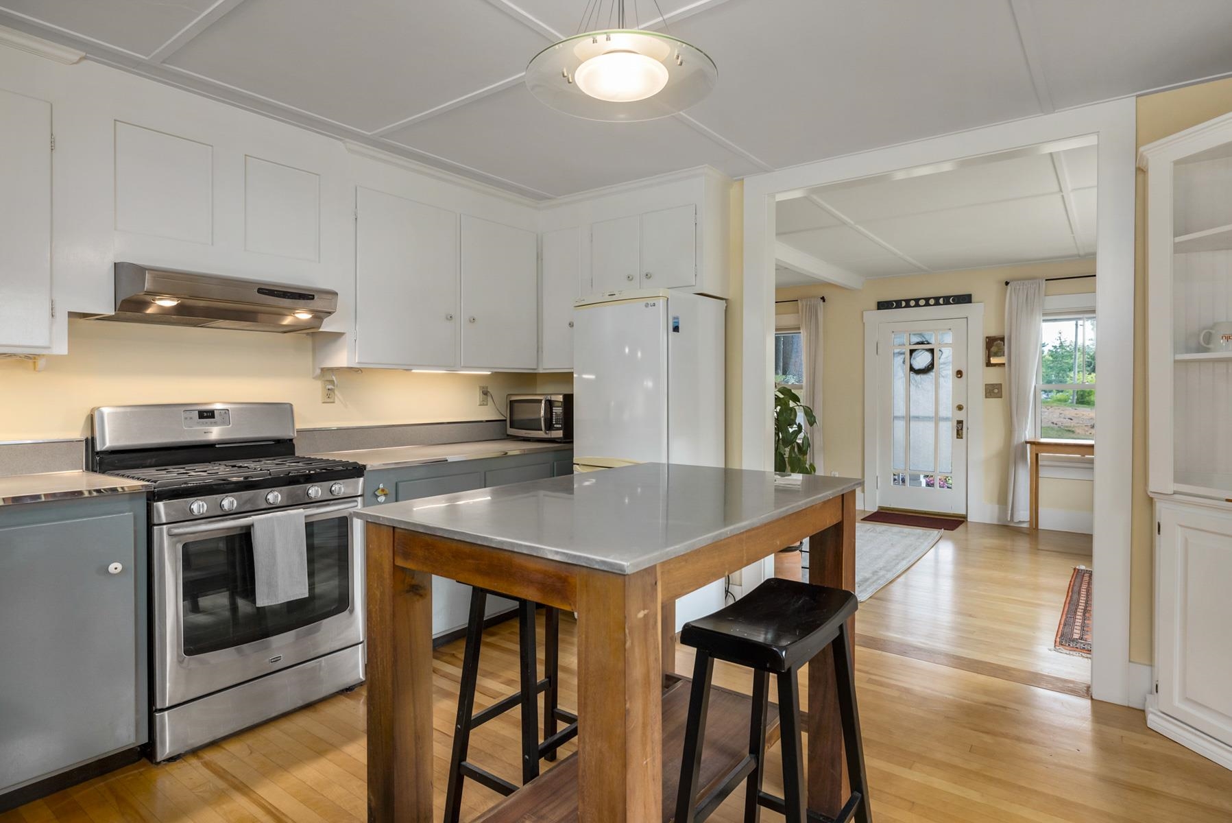 8 Elmwood Avenue